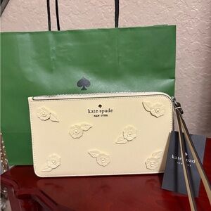 Kate Spade Cream Floral Wristlet
